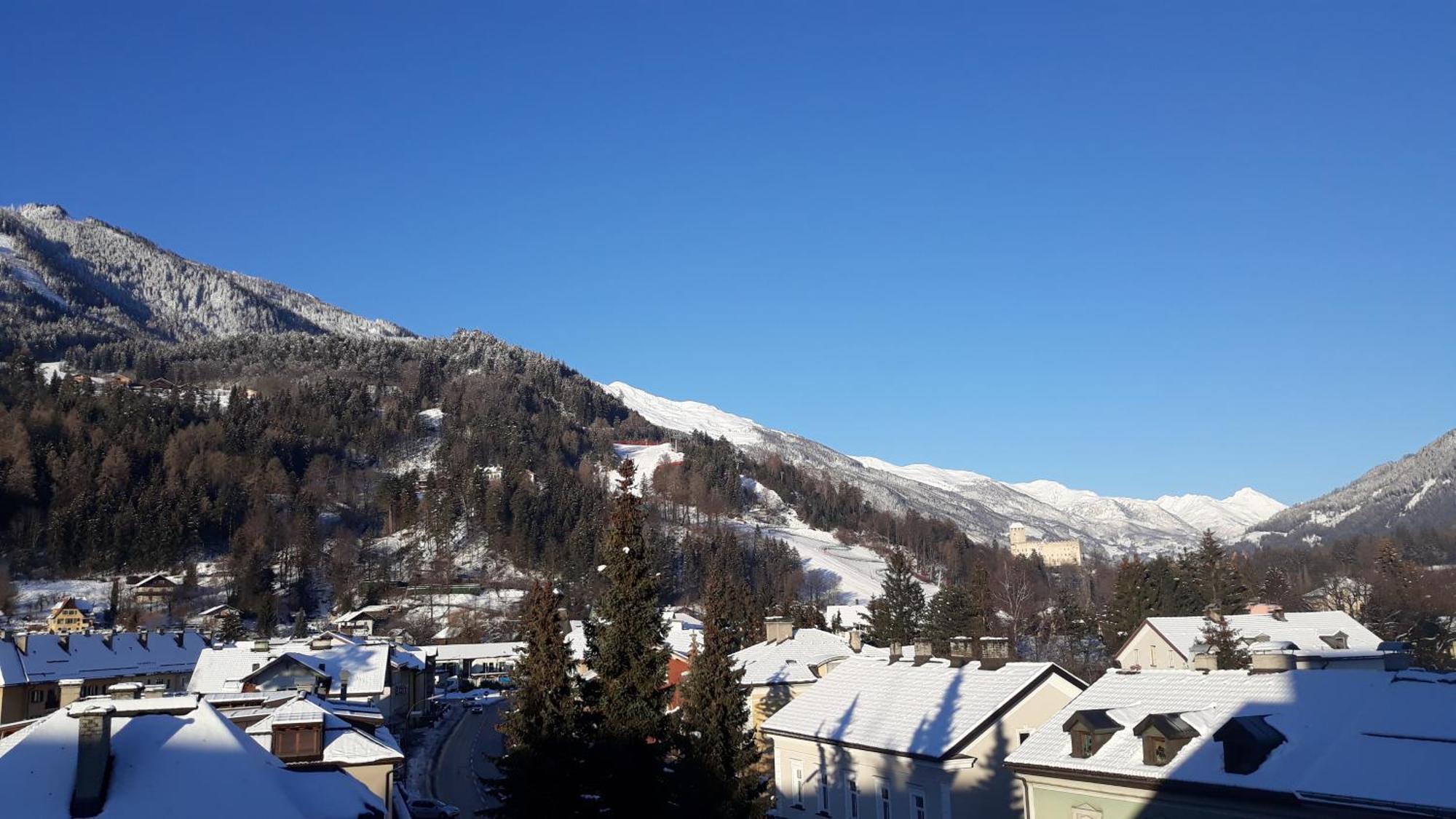 Dolomitenhotel Lienz Exterior photo